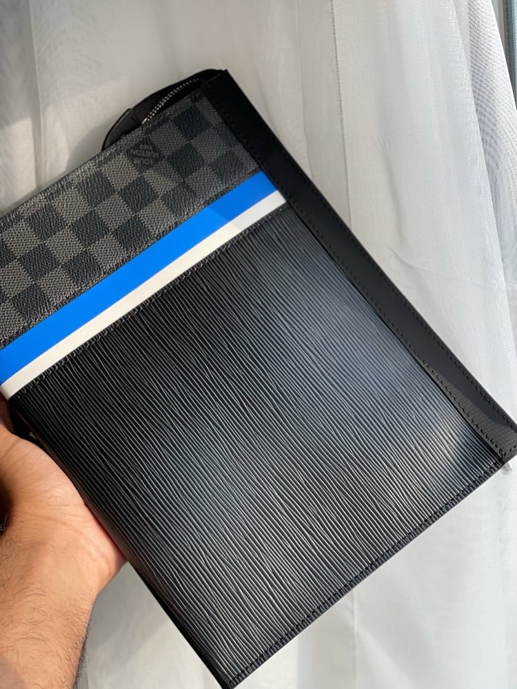 باوتش LV Pouch