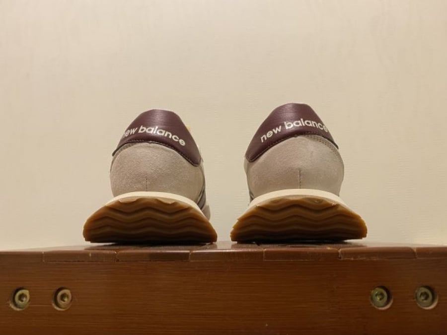 New Balance 237 Off White