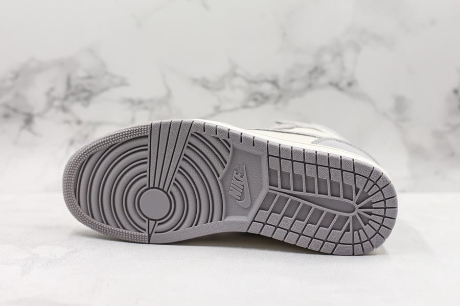 AIR JORDAN 1 HIGH PREMIUM ATMOSPHERE GREY