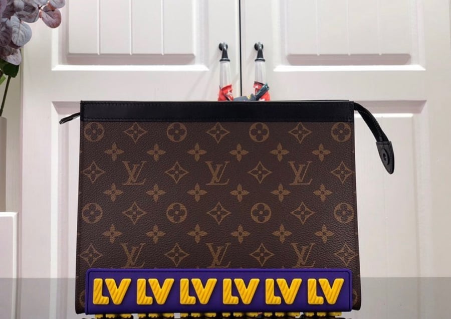باوتش Pouch