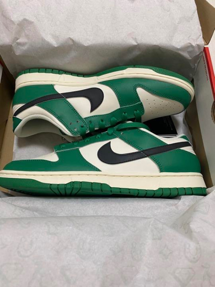 Nike dunk low lottery malachite