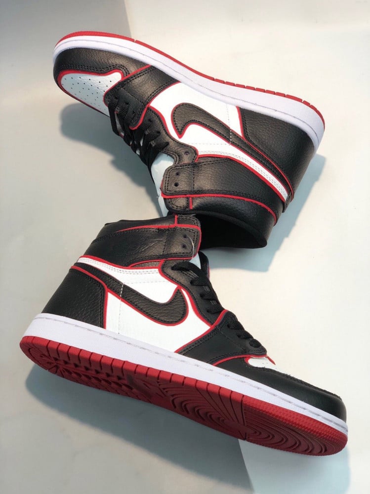 Air Jordan 1 High OG “Bloodline”
