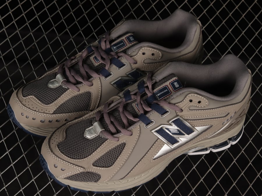 New Balance 1906