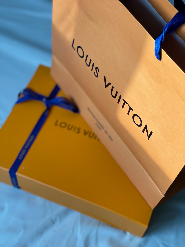 باوتش LV Pouch