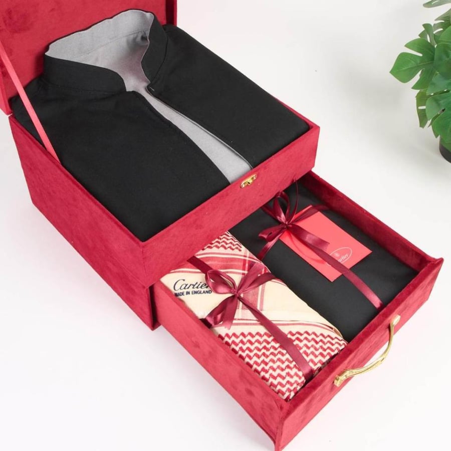 بوكس شتوي رجالي من غترة بيج شتوية و سديري دبل فيس و قماش ثوب رجالي