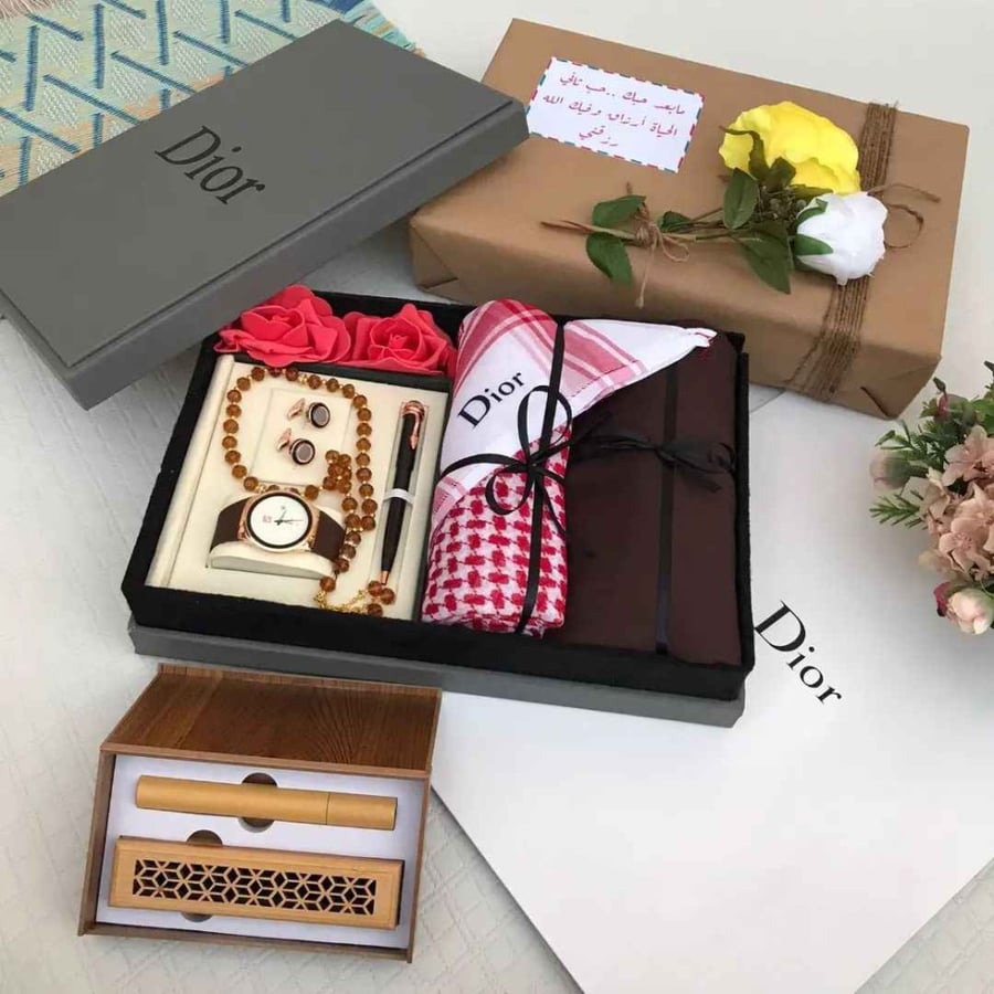 بكسات هدايا للرجال متجر هدايا ماركات رجاليه بكس هديه رجالي ماركة تبوك