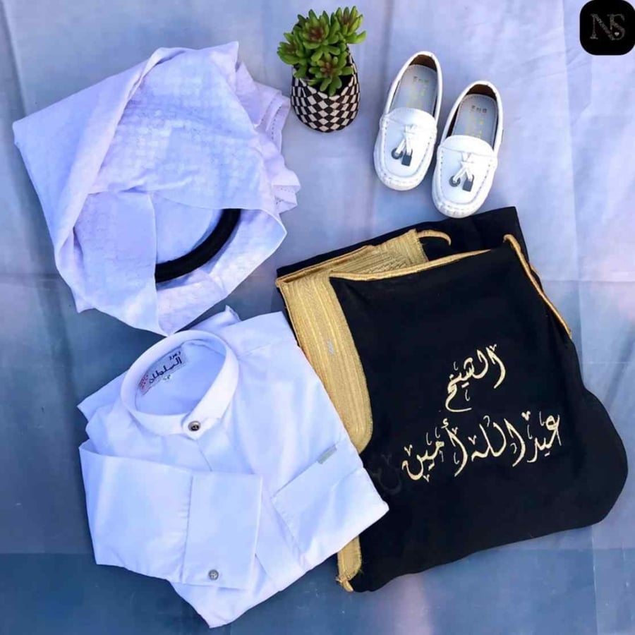 جزمات اطفال ملابس مواليد اولاد للعيد ثوب ولادي غترة اطفال بوكس موالي