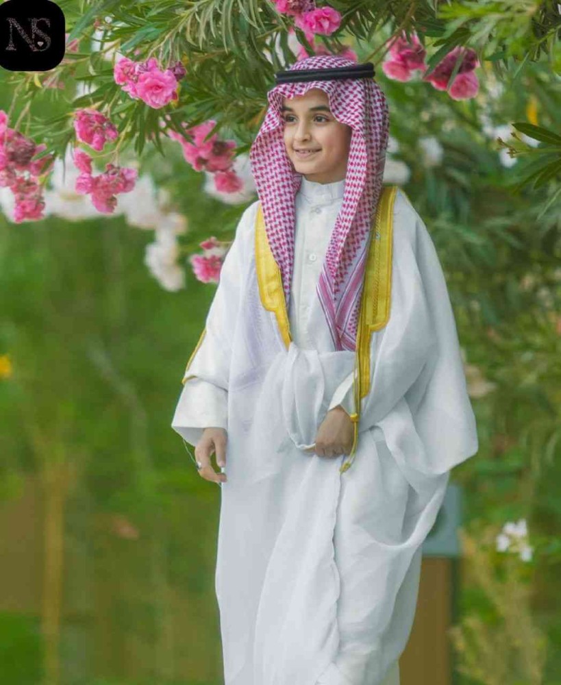 شماغ اطفال بالاسم بشت اطفال عقال اطفال ثوب اطفال بالاسم هدايا اطفال