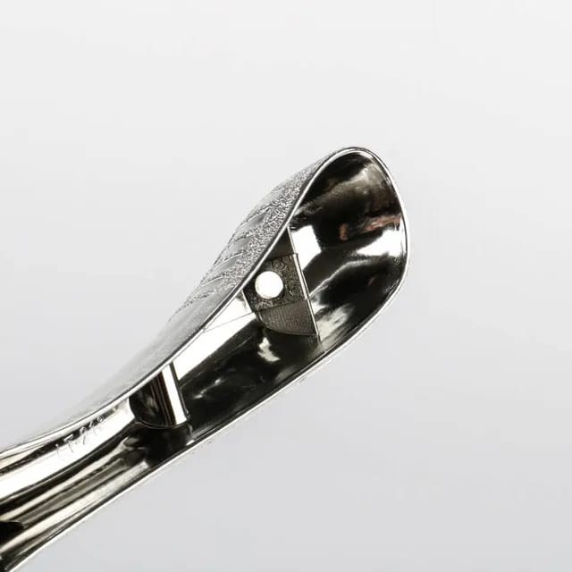 علاقة ملابس جاكيت راقي (فضي-6حبه )