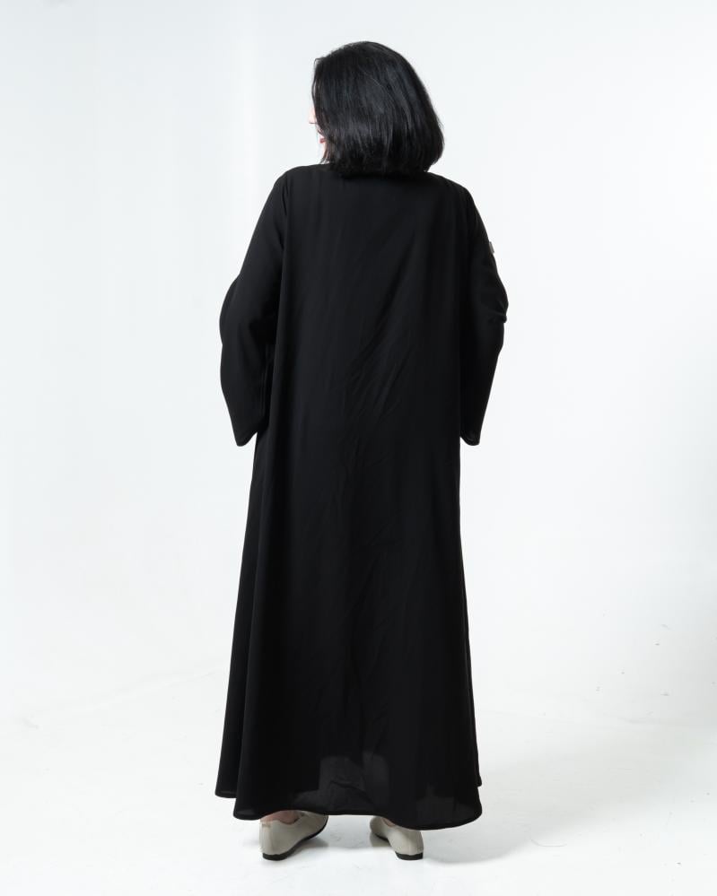 عباية كريب اسود اكمام كلوش