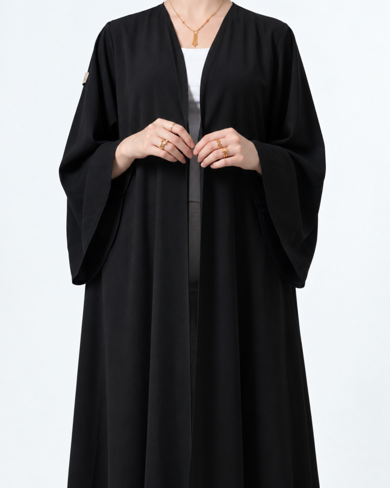 عباية كريب اسود اكمام كلوش