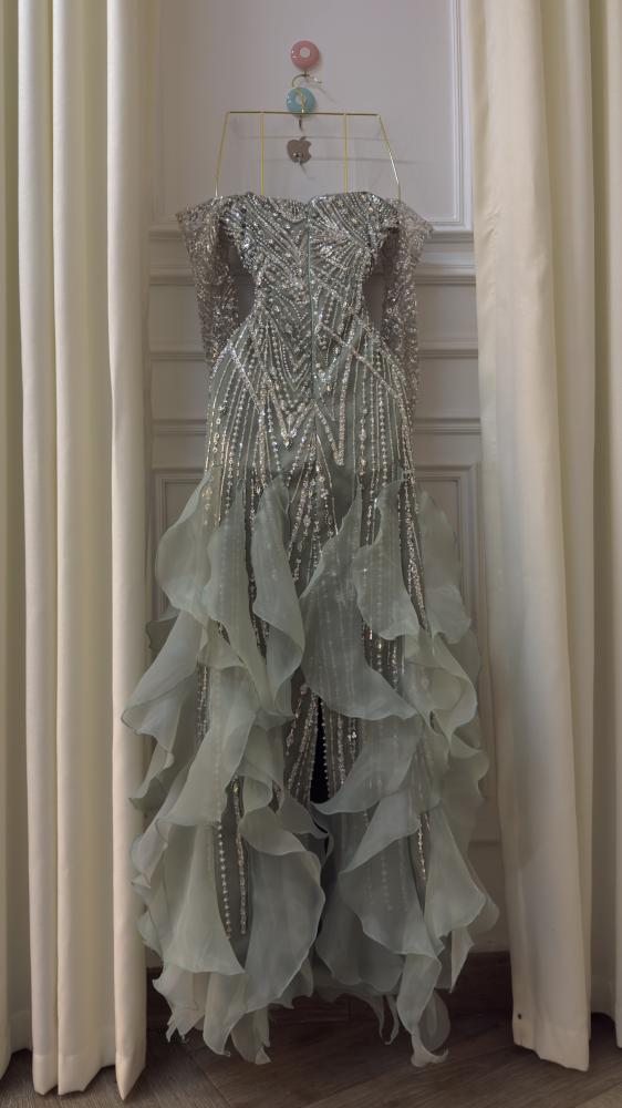 Dress and سن