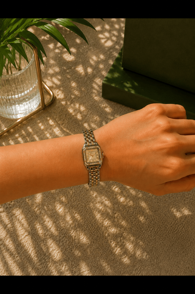 A distinguished watch inspired by Cartier - Cartier Panthère de Cartier
