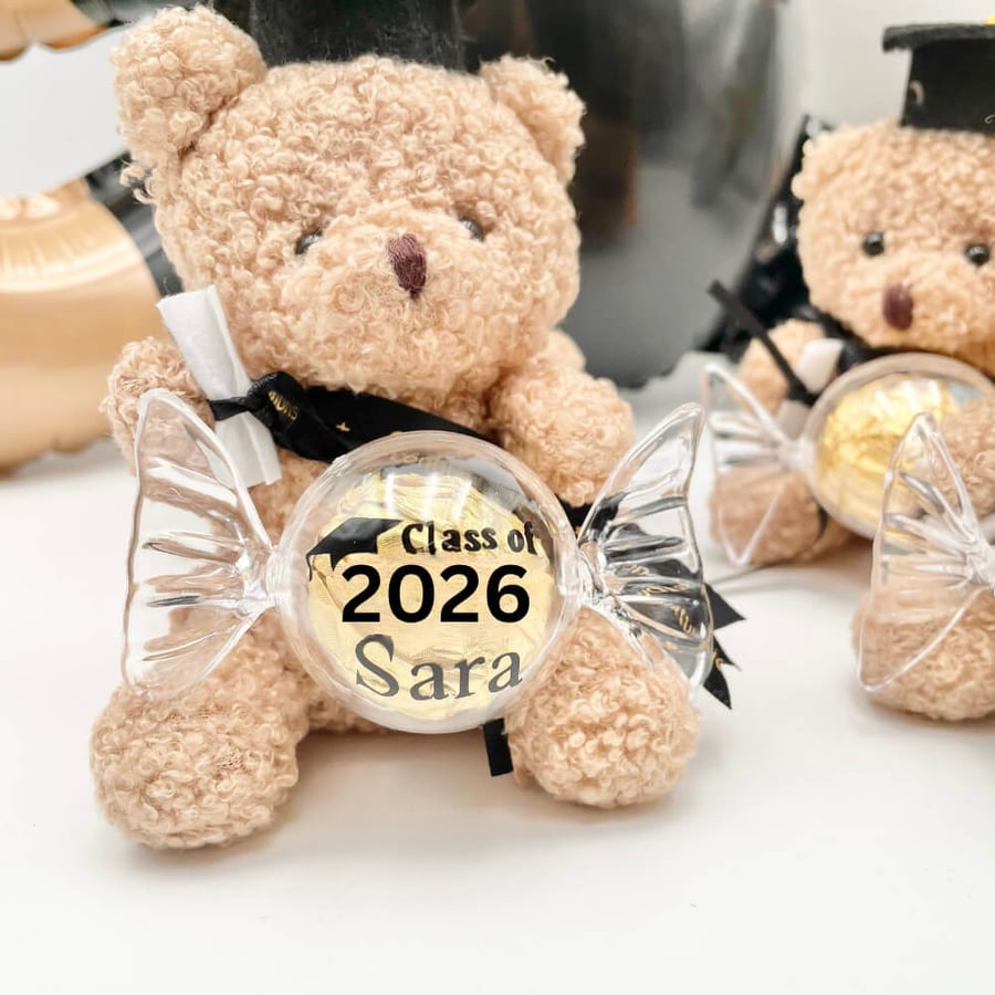 توزيعات تخرج 2026 فيريرو روشيه 12 حبة علبة أكريليك