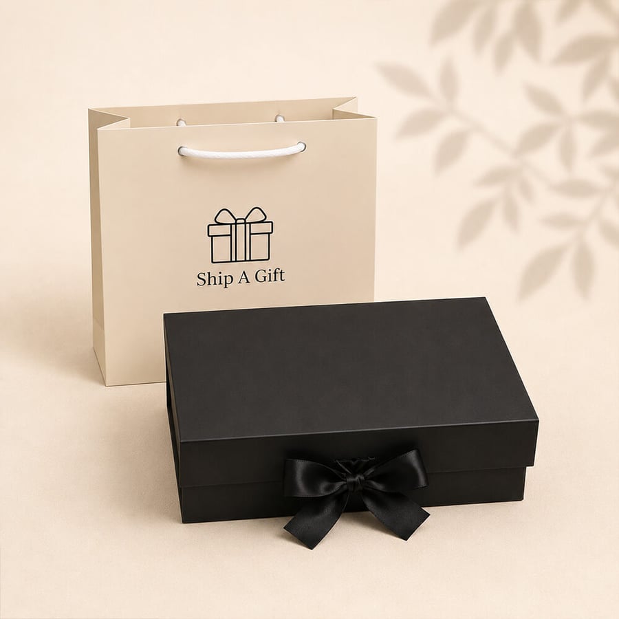 بوكس هدية رجالي أسود مع كيس متجر Ship A Gift