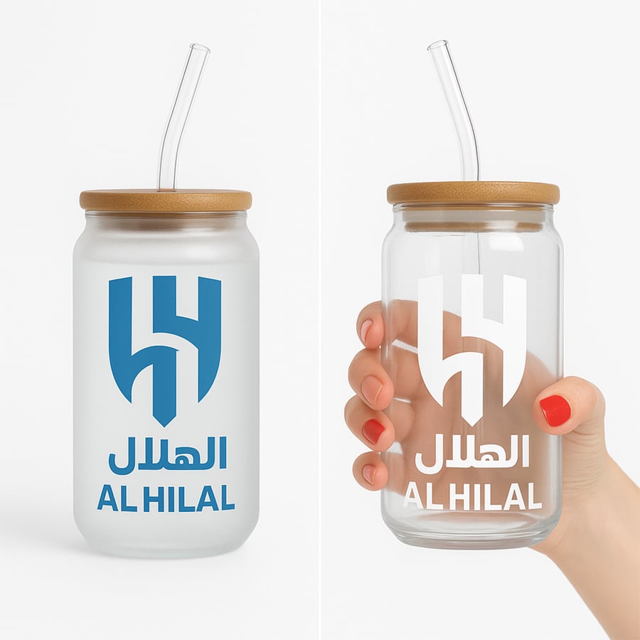 كاسة زجتجية مع استكر متغير اللون مع البرودة بشعار نادي الهلال السعودي