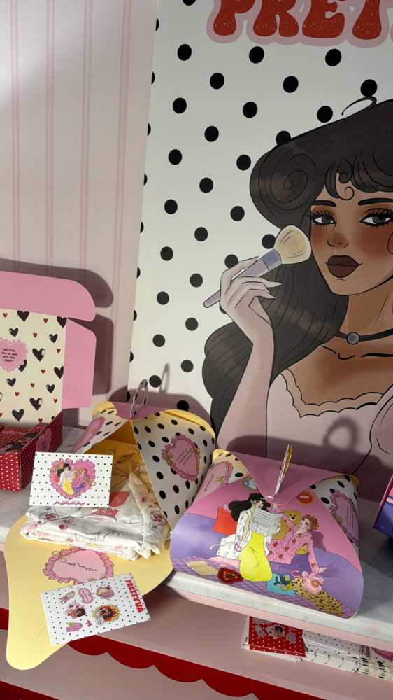 Girly rob+box make up