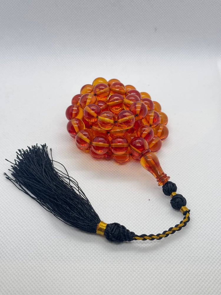 زعفران غير معطّر بني