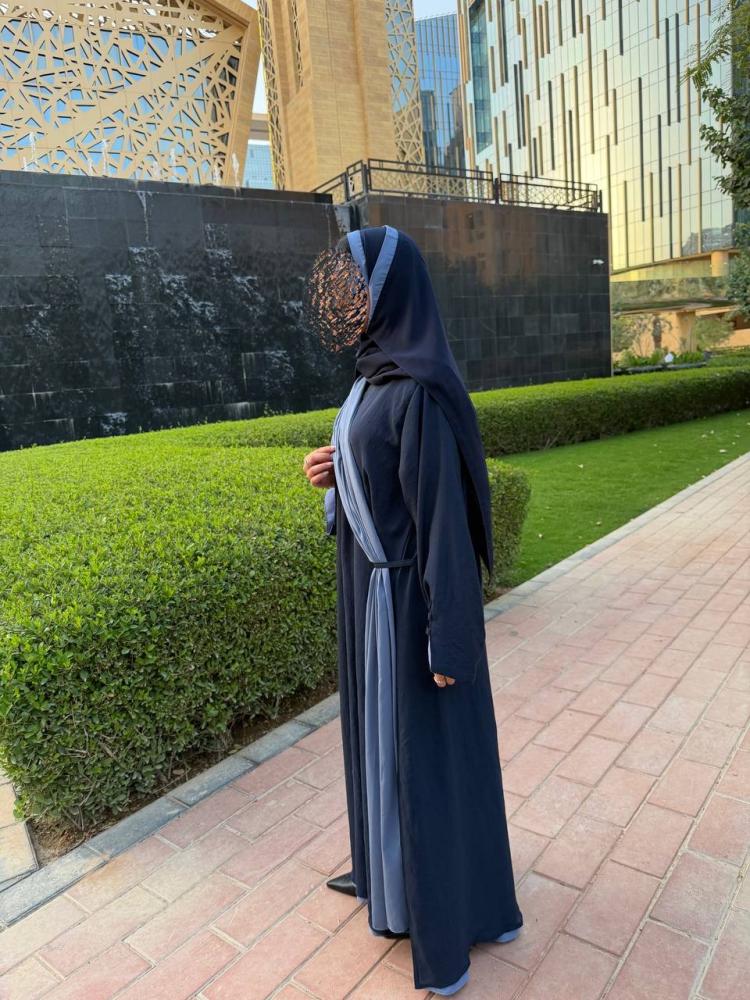 عبايه لنن كحلي مع وشاح