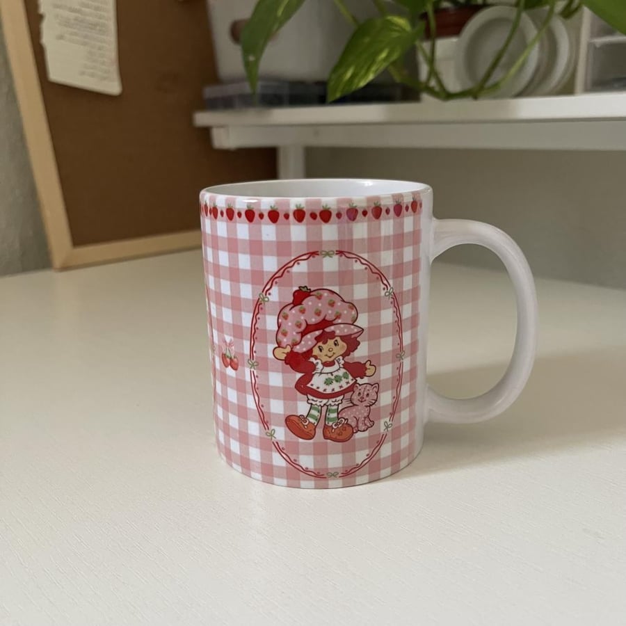 كوب strawberry shortcake