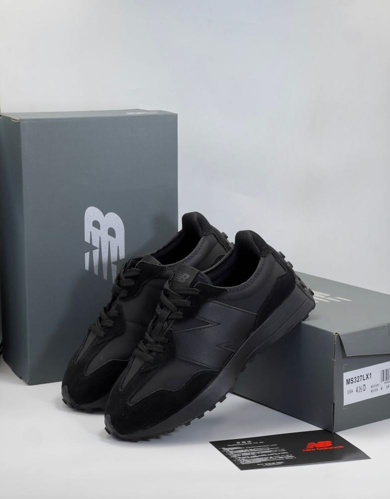 New balance 327 triple black