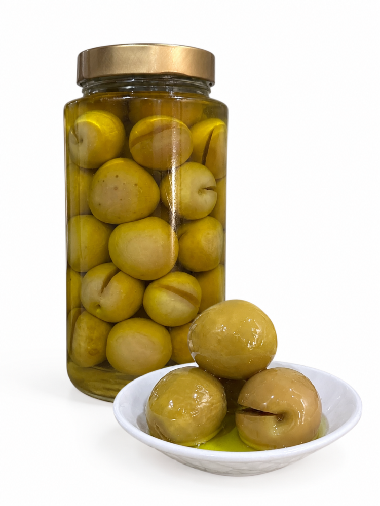 الزيتون العملاق  حجم العلبه نص كيلو