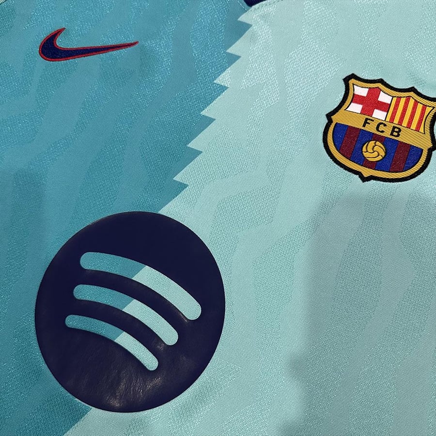 تيشيرت برشلونه الثالث 26/27