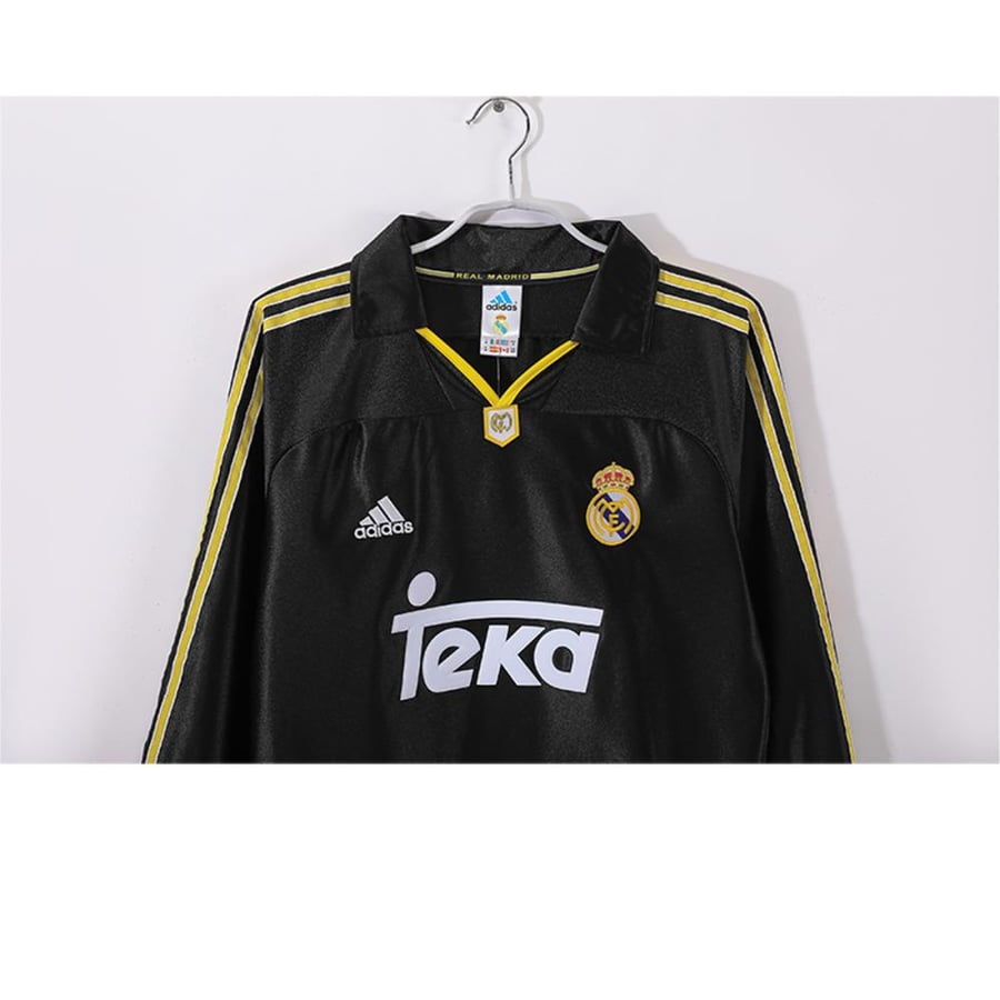 تيشيرت كلاسيك ريال مدريد 2001