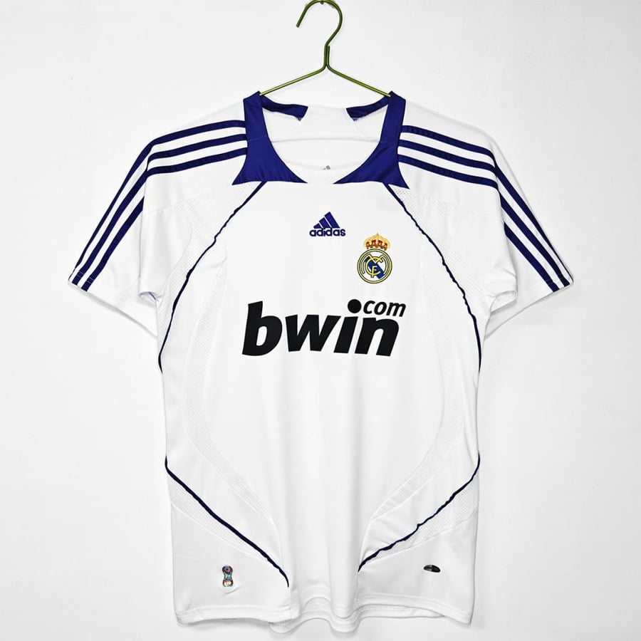 تيشيرت كلاسيك ريال مدريد 2008