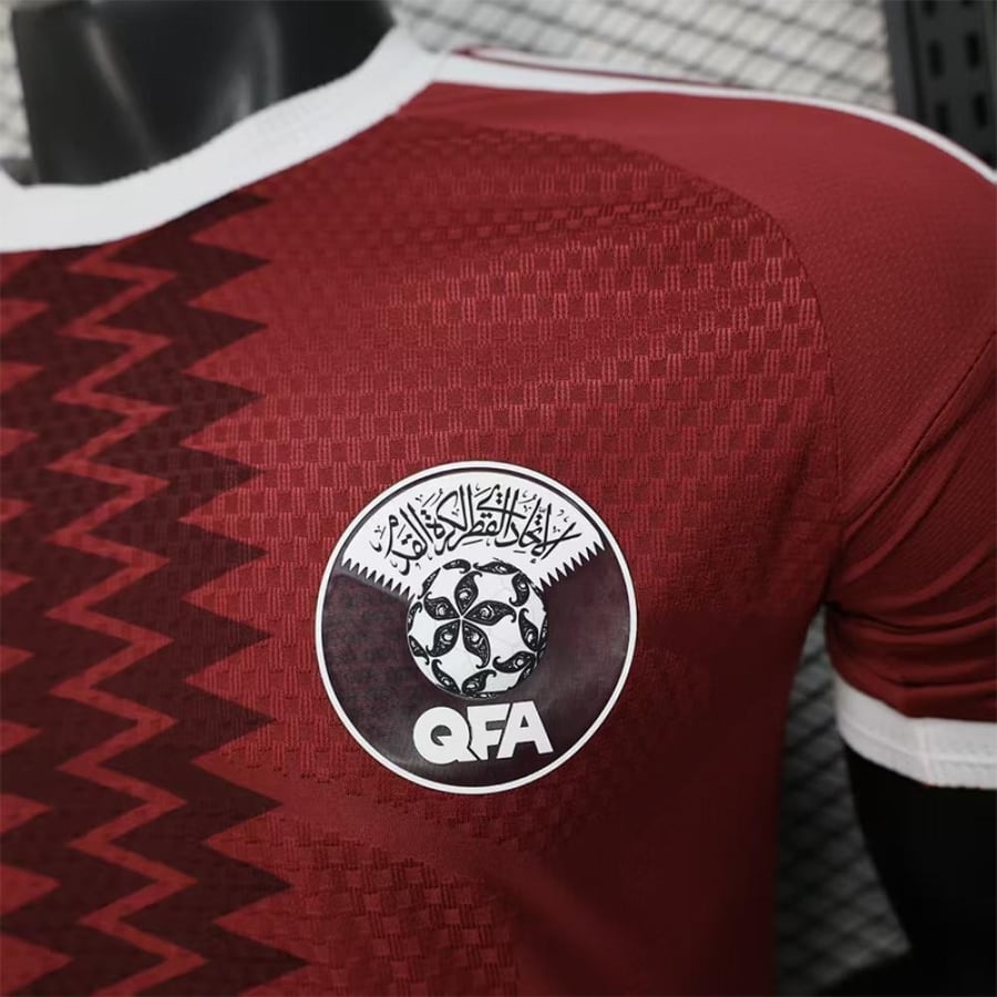 تيشيرت منتخب قطر الأساسي 2026