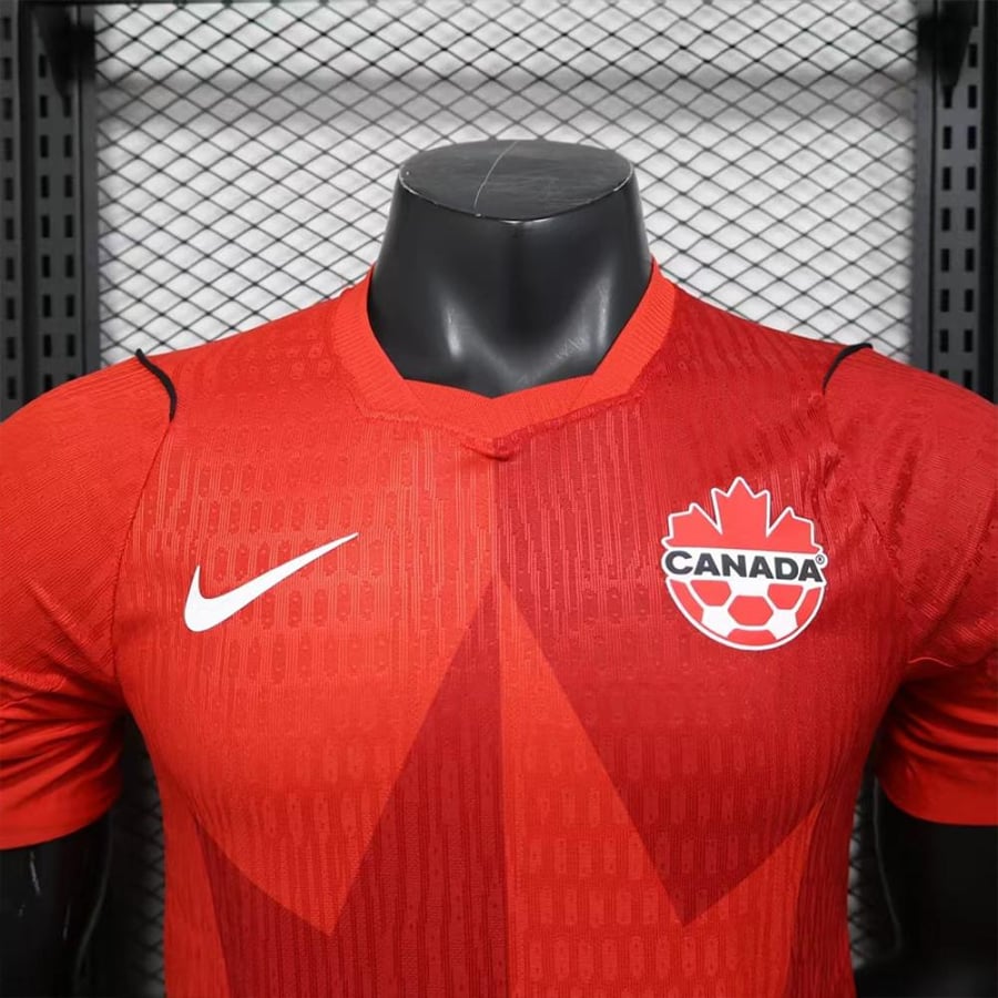 تيشيرت منتخب كندا الاساسي 2026