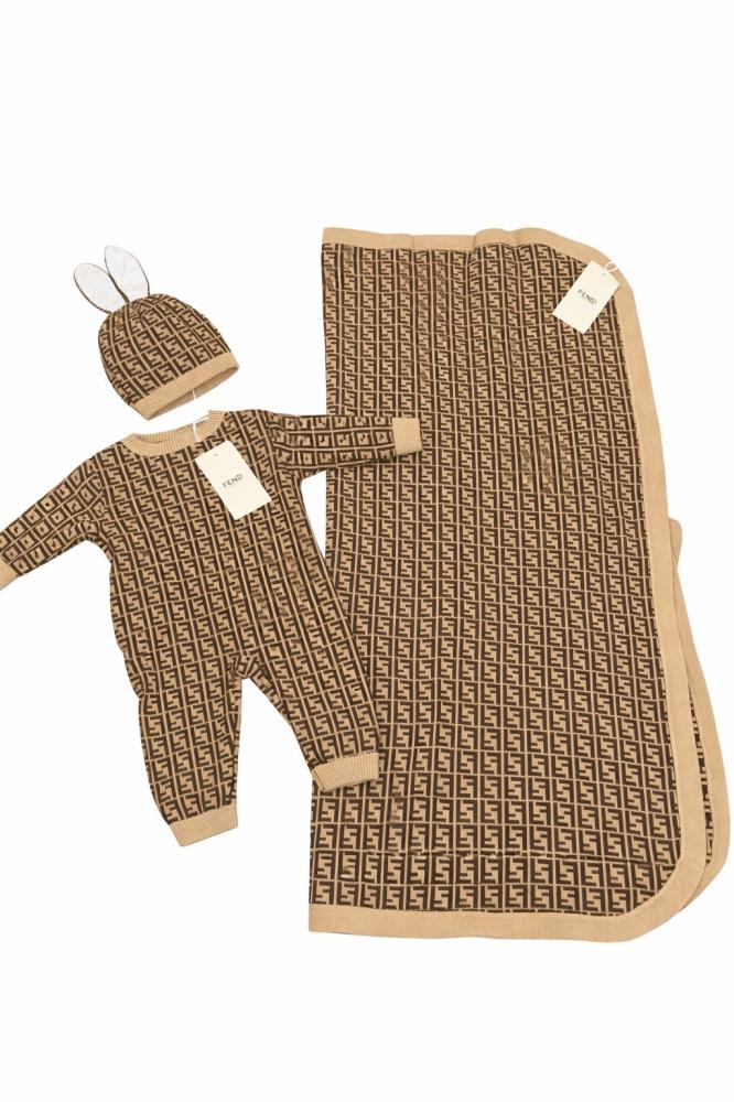 Fendi Peach Monogram Baby Set