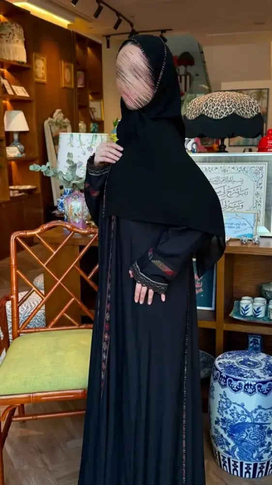 عباية كلوش بتفاصيل تراثية