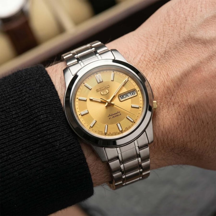Seiko watch SNKKK13J1