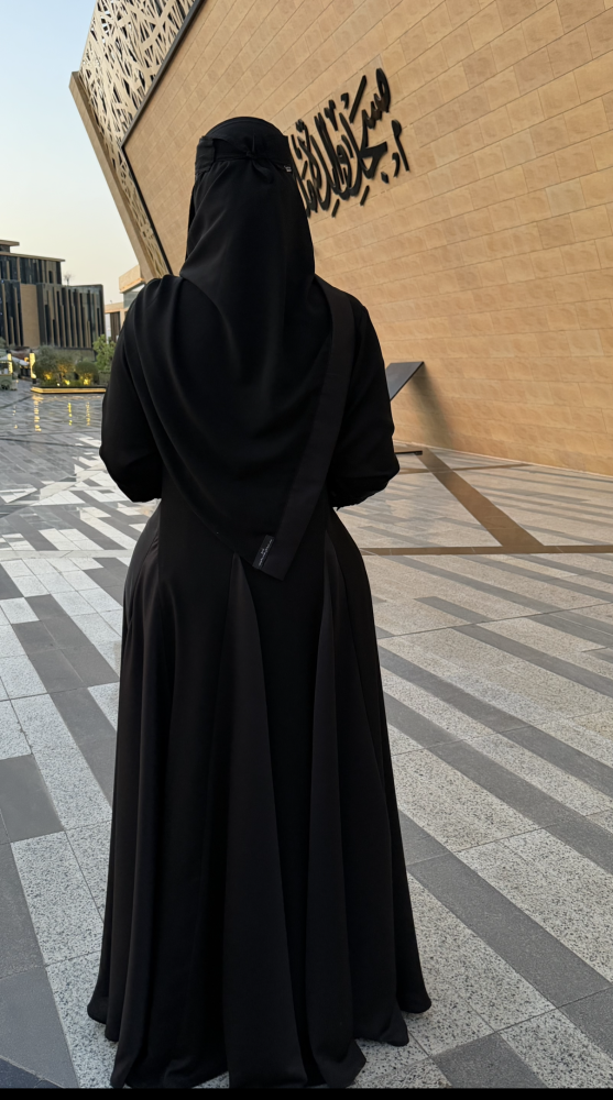 عبايه شيهانه