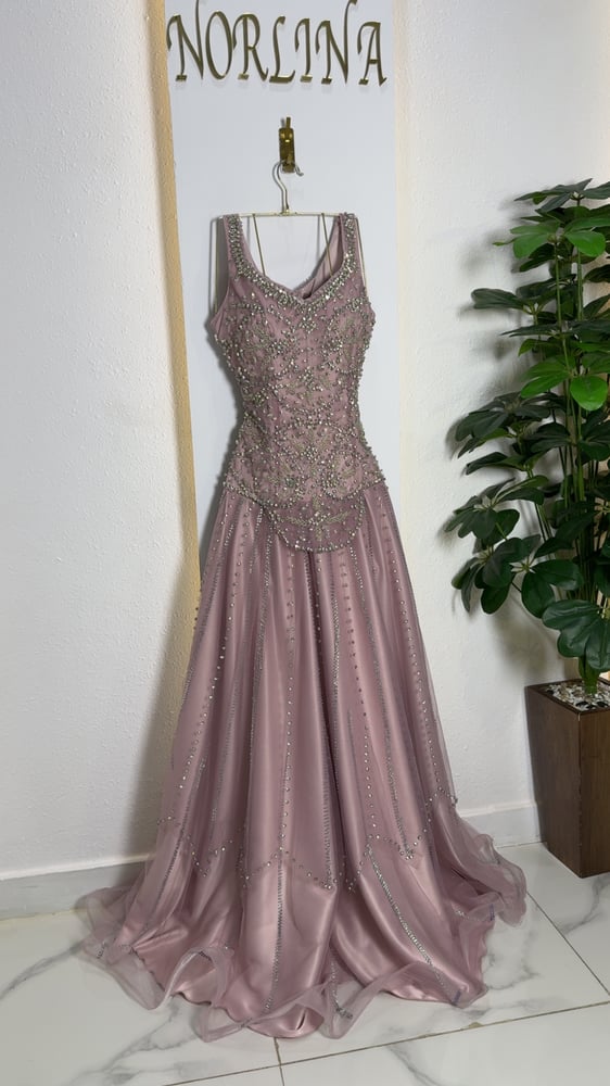 ستان سهرة فاخر Luxury Crystal Evening Dress Three Colors Collectio