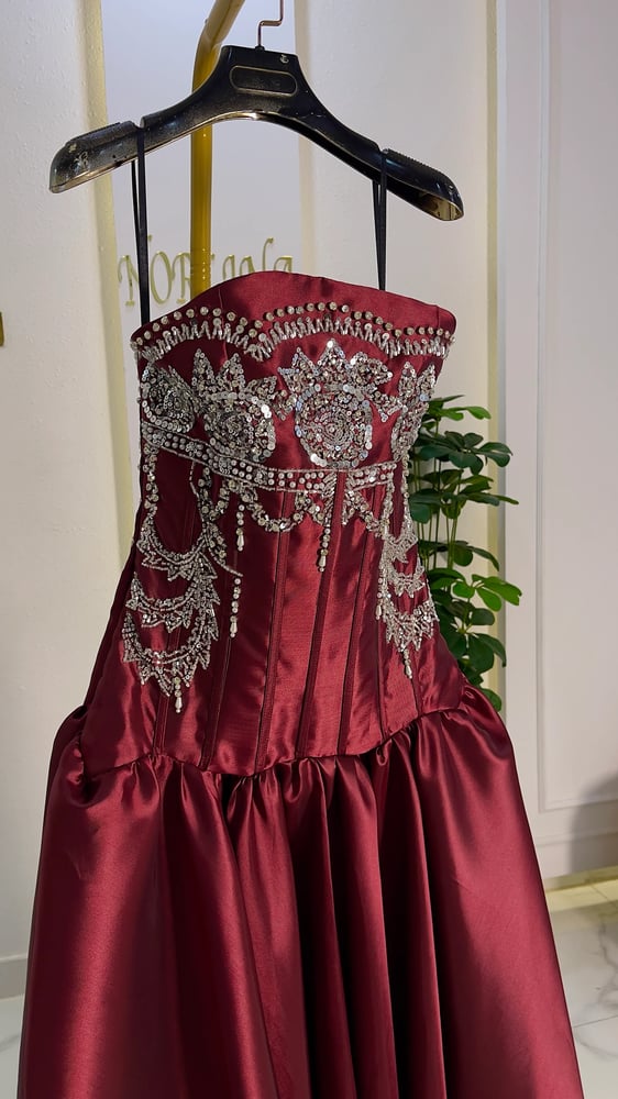 تصميم كورسيه يبرز الخصر فستان مناسبات فاخر Corset mikado dress lux
