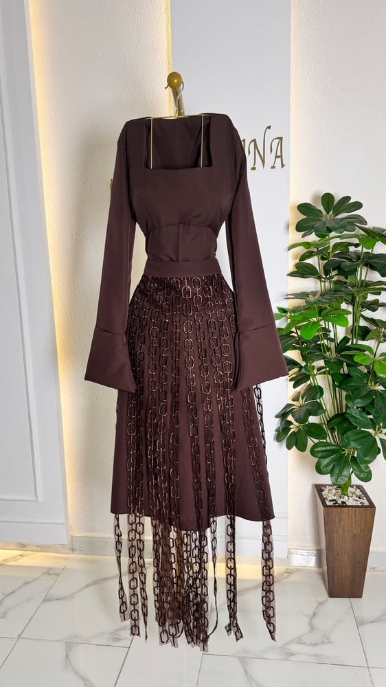 فستان نسائي بني modern design باربي fabric style راقي للسهرات