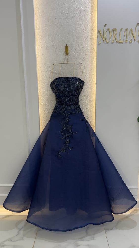 فستان مناسبات كحلي Elegant Navy Dress بتفاصيل فاخرة جذابة