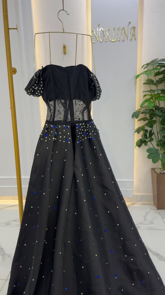 فستان مناسبات فاخر Luxury Dress خامة باربي على ميكادو مطرز يدويا