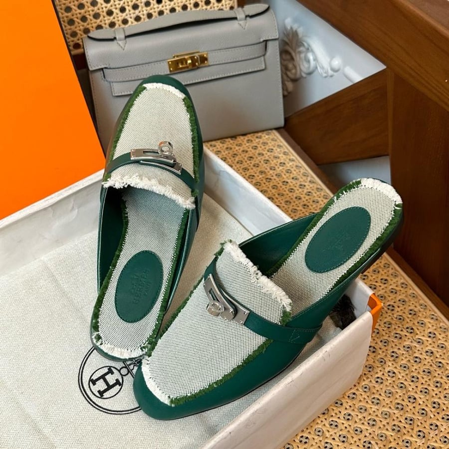 ايرمز Kelly flat