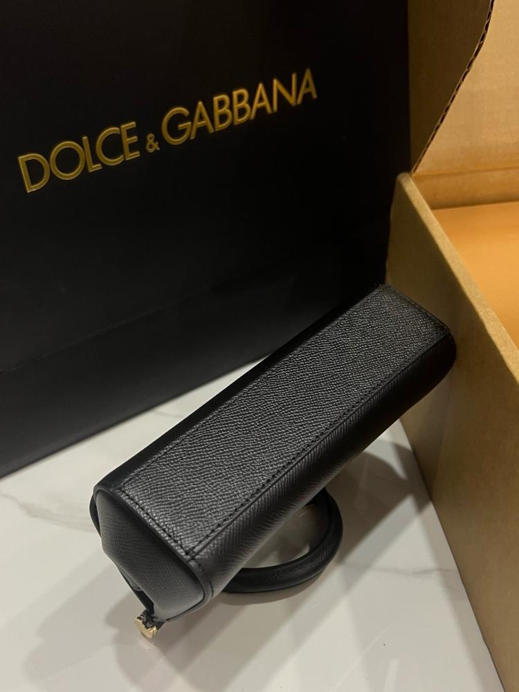 D&G Cecily