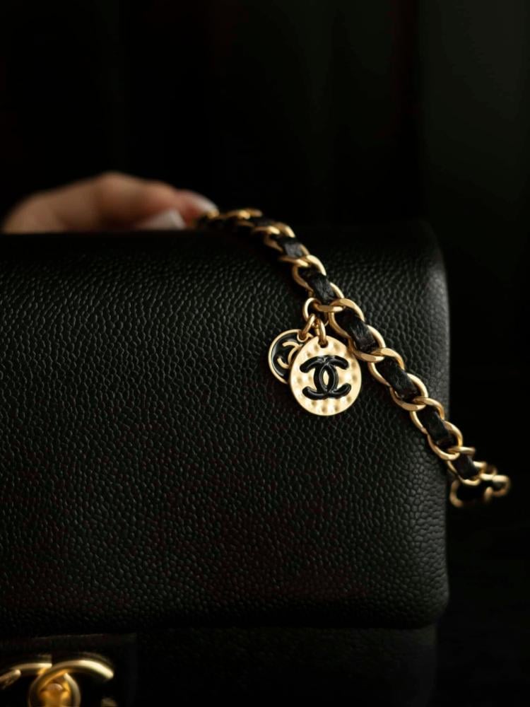 شانيل 24k Medium Flap