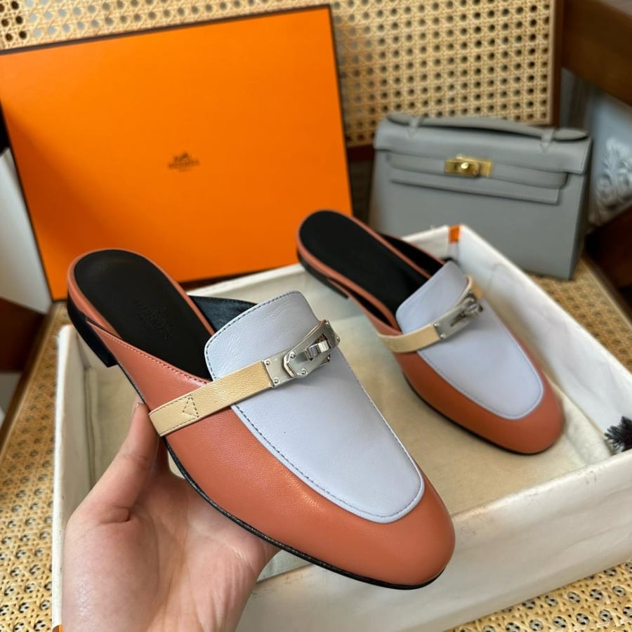 ايرمز Kelly flat