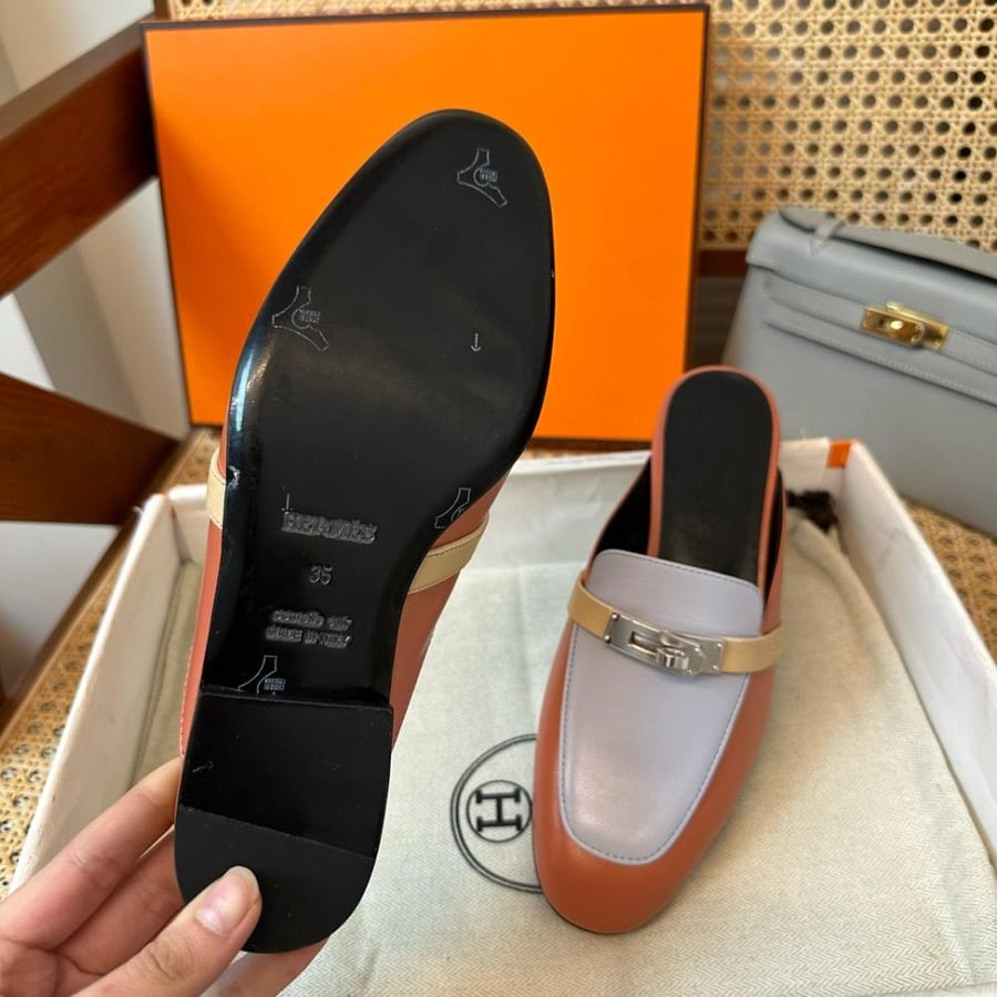 ايرمز Kelly flat