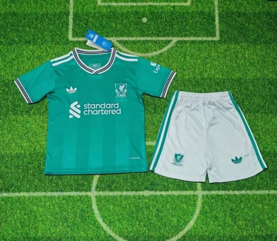 طقم ليفربول الثالث ( شبابي-أطفال ) 2025/26