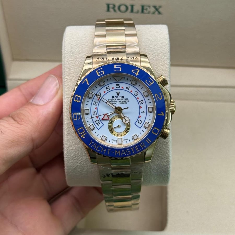 YACHT-MASTER II
