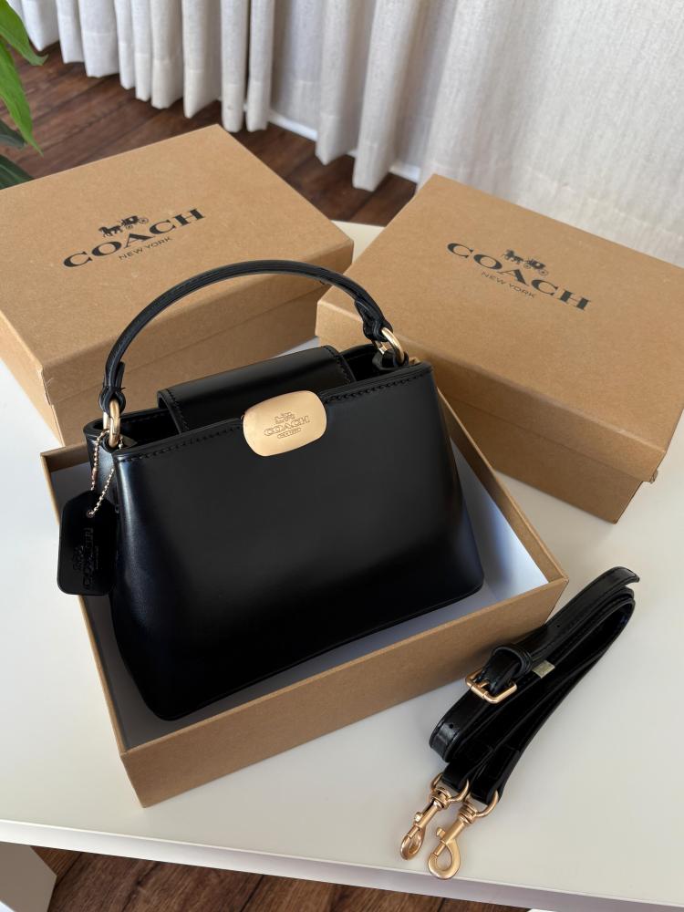 Eliza Coach bag black