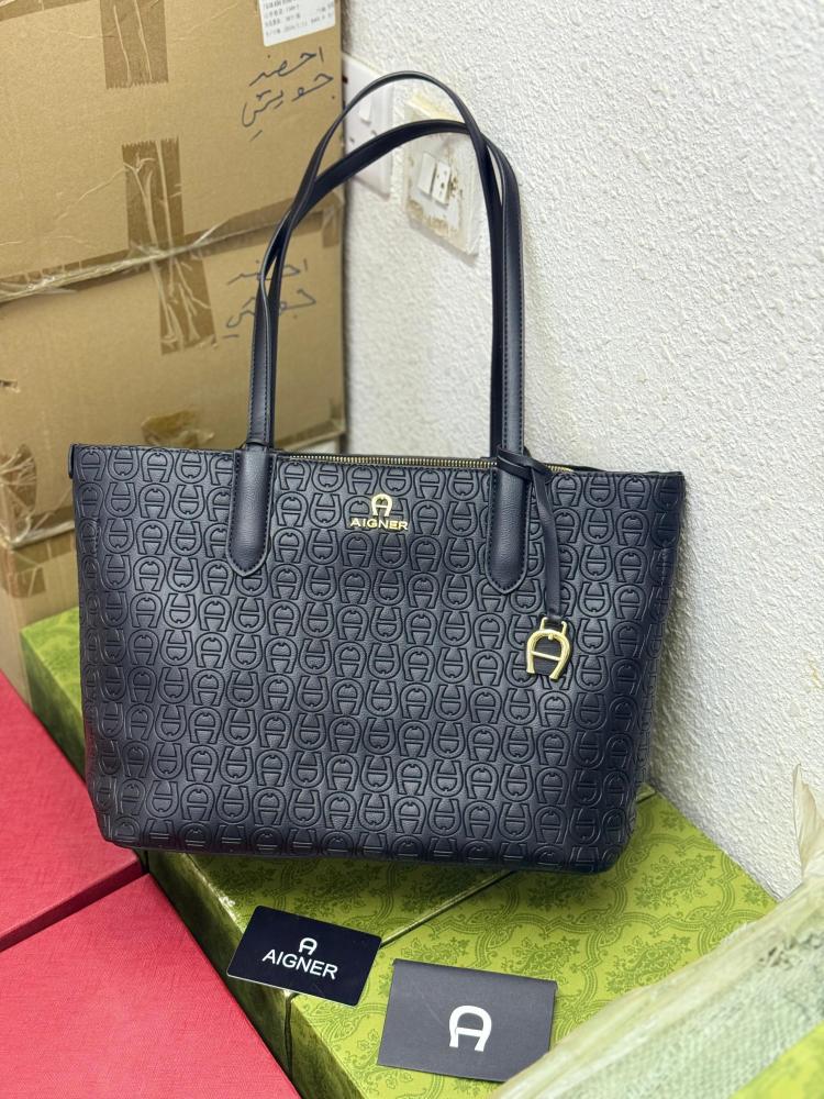 حقيبة اجنر AIGNER  اسود كبير