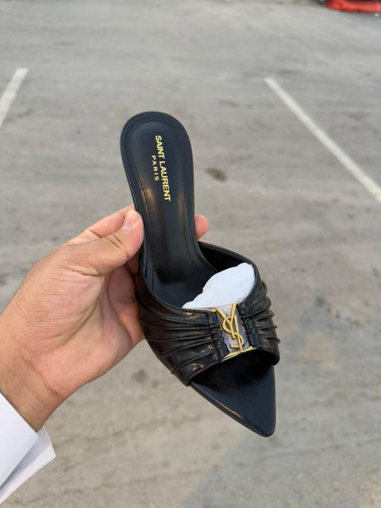 Saint Laurent black heel